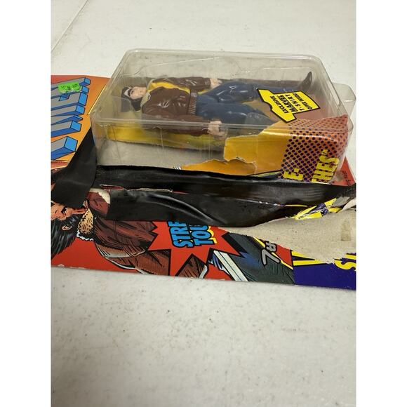 1994 ToyBiz Marvel X-Men WOLVERINE STREET CLOTHES Action Figure - Picture 2 of 6